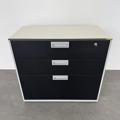Lista Office Qub Modul-Kombination in Silbergrau und Schwarz