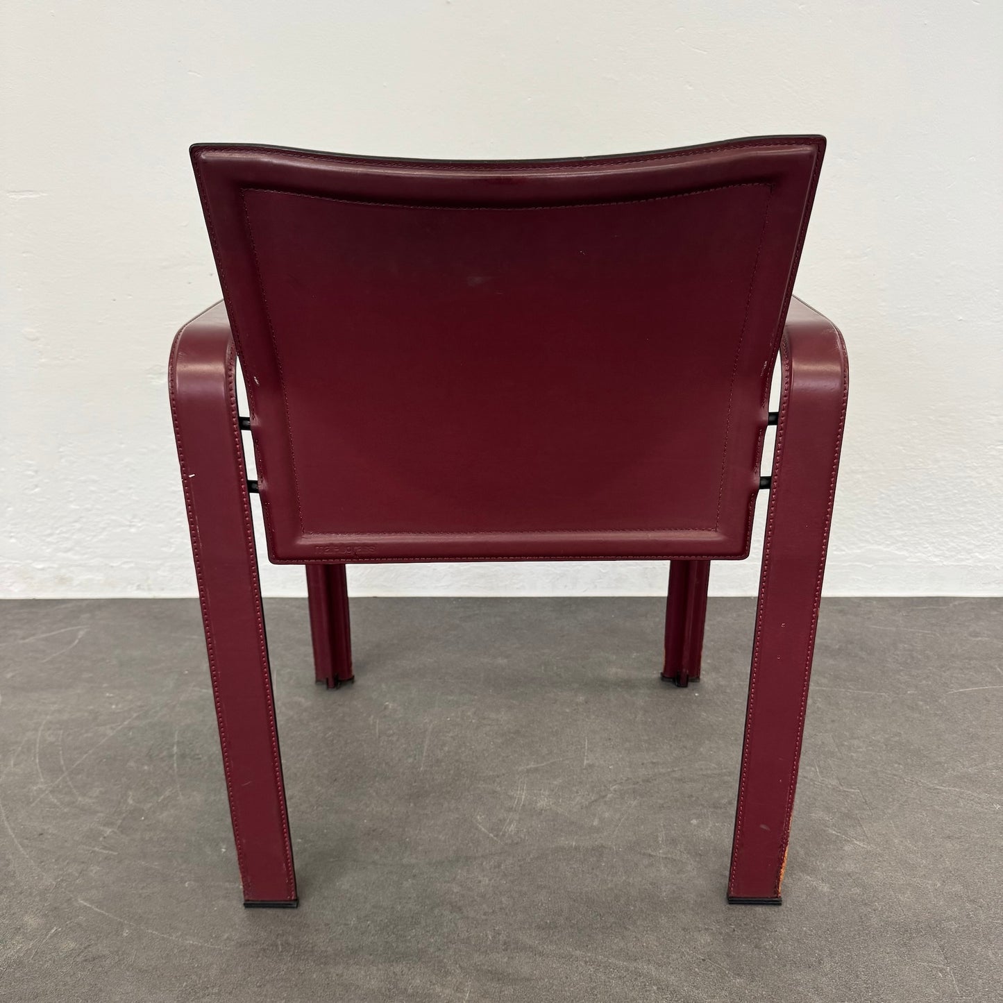 Matteo Grassi Vintage Leder Stuhl Ansicht von hinten