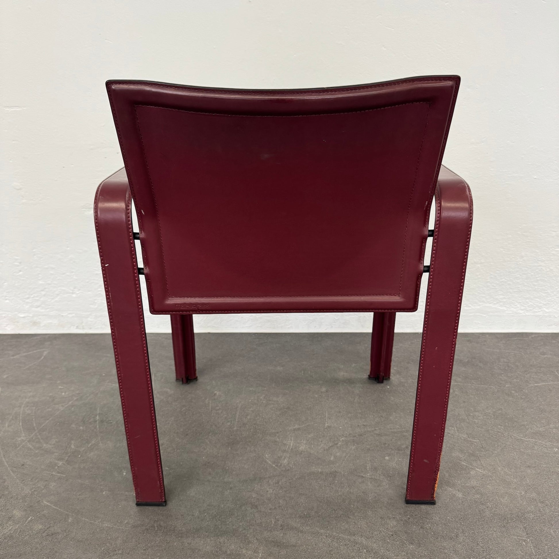 Matteo Grassi Vintage Leder Stuhl Ansicht von hinten