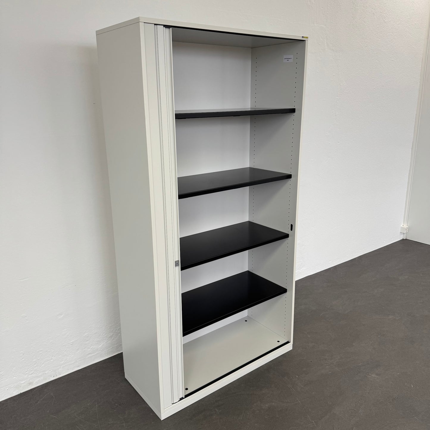 Steelcase Share It Lateralschrank mit 4 Fachboden
