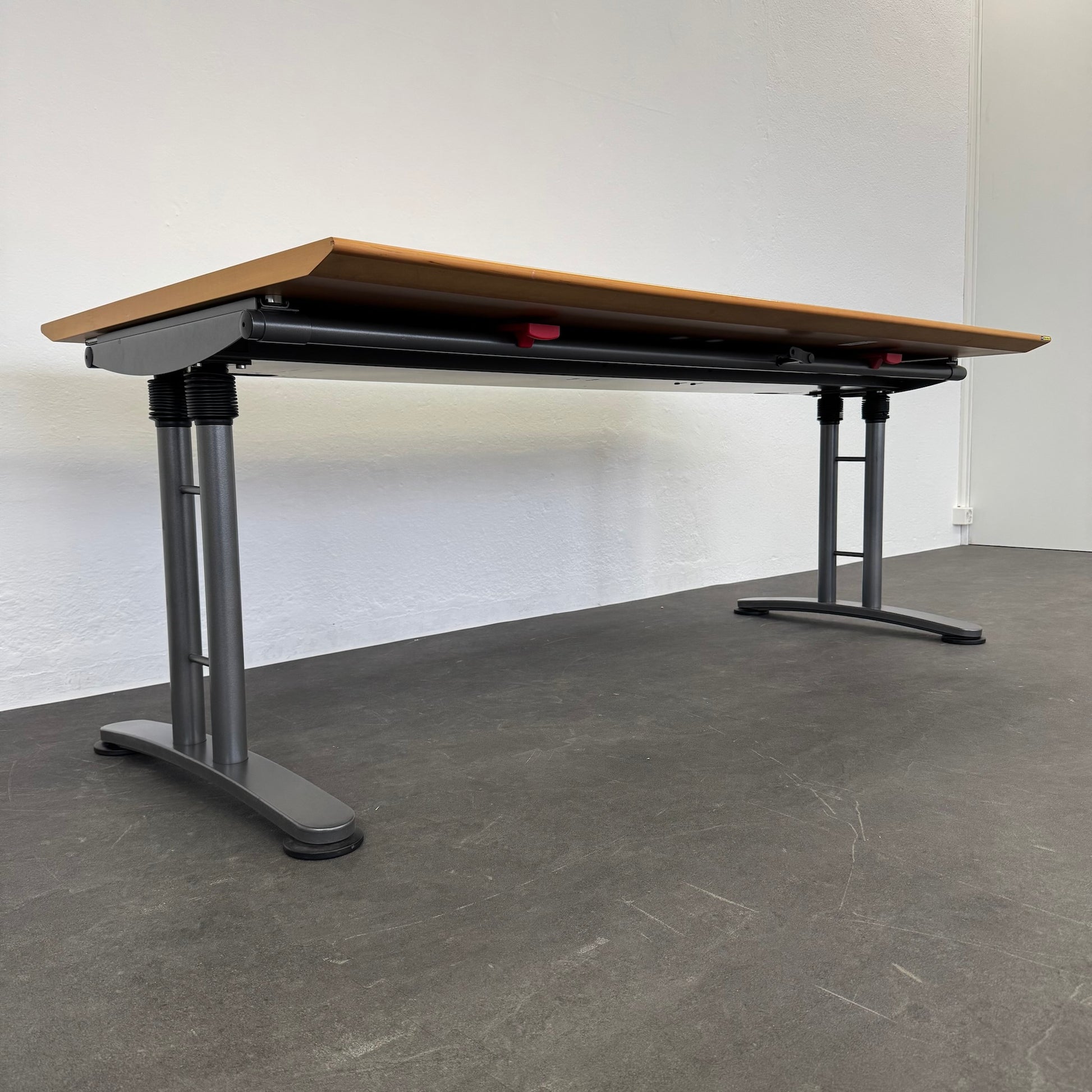 Ergodata System Desk Schreibtisch Ansicht von unten