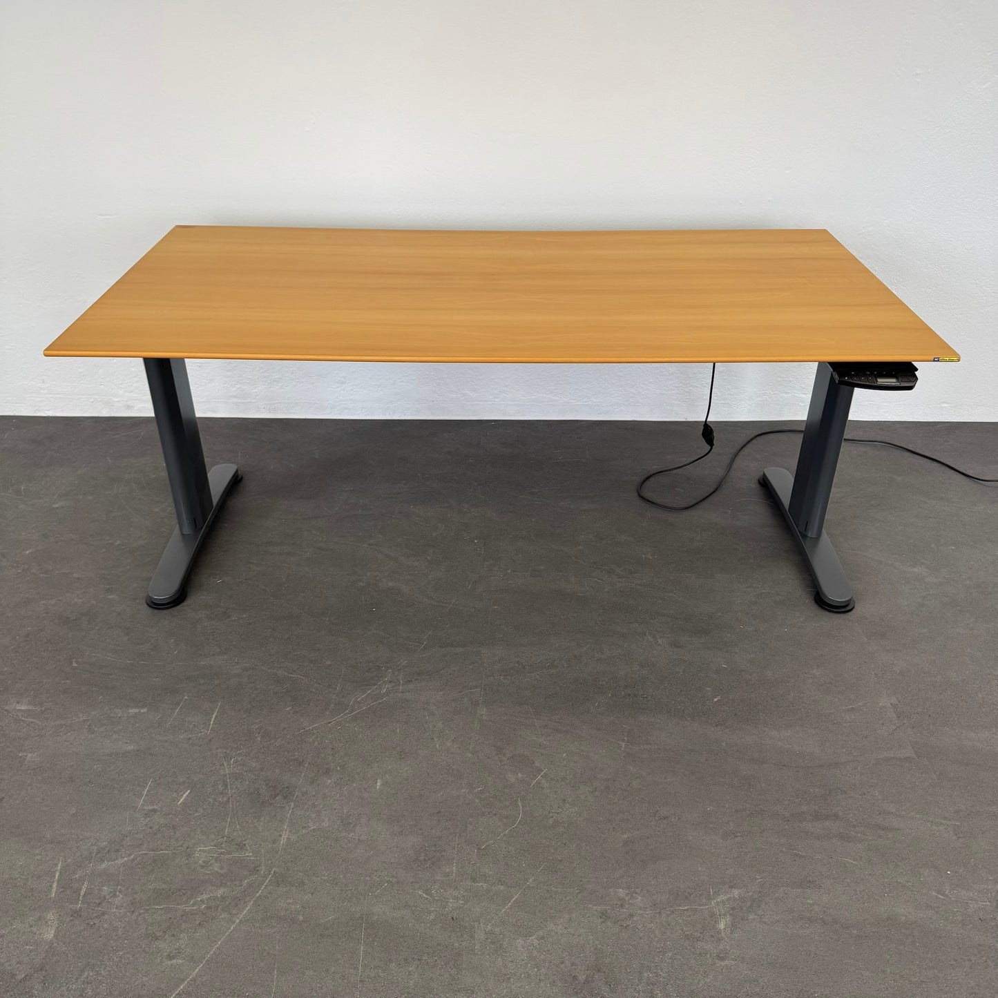 Ergodata System Desk Sitz-Steh Schreibtisch ganz unten