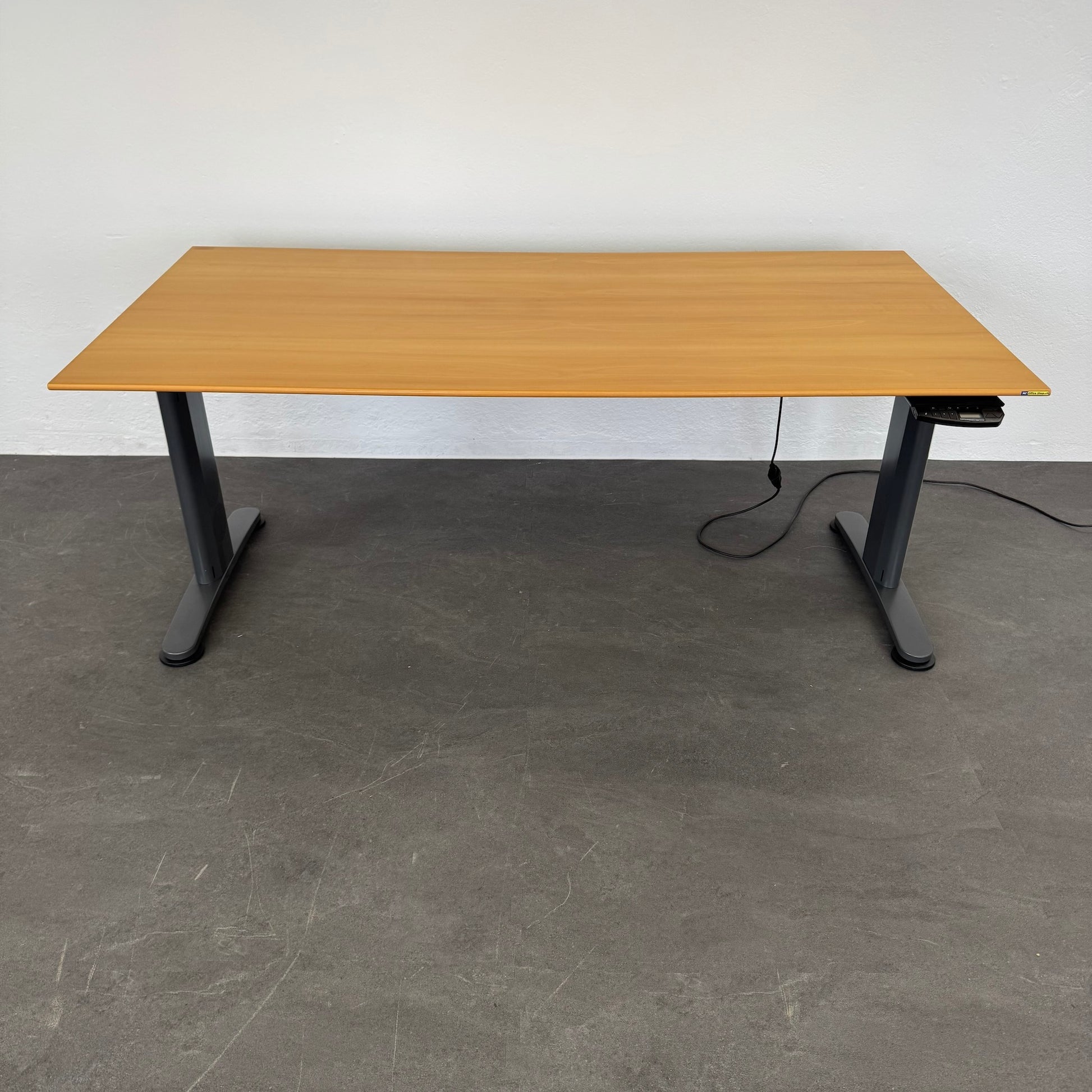 Ergodata System Desk Sitz-Steh Schreibtisch ganz unten