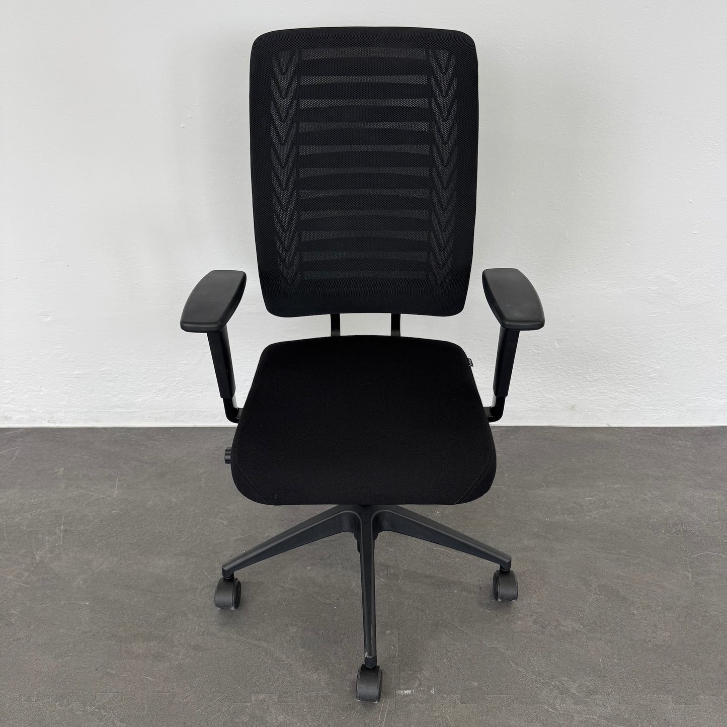 Girsberger Reflex Bürodrehstuhl Stoffbezug Schwarz