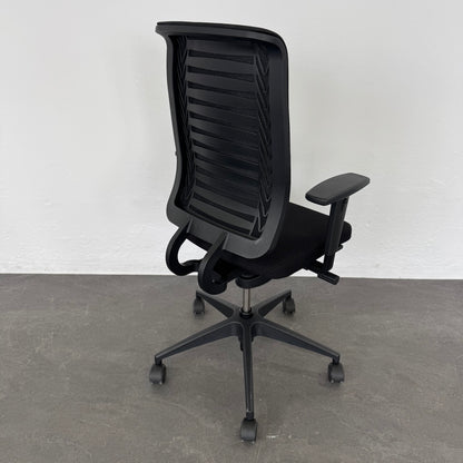 Girsberger Reflex Bürodrehstuhl mit Netzrücken