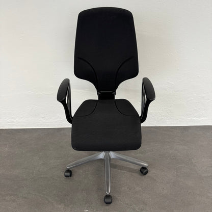 Giroflex G64 Bürodrehstuhl Stoffbezug Schwarz gemustert
