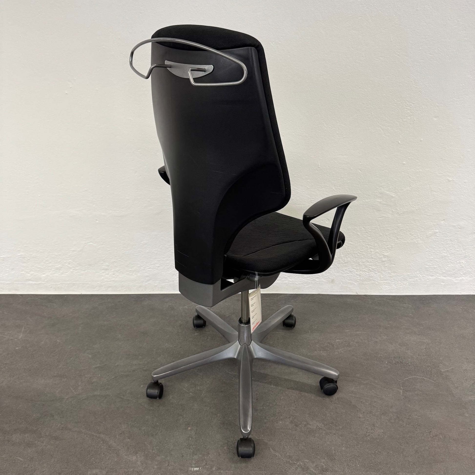 Giroflex G64 Bürodrehstuhl mit Rückenlehne