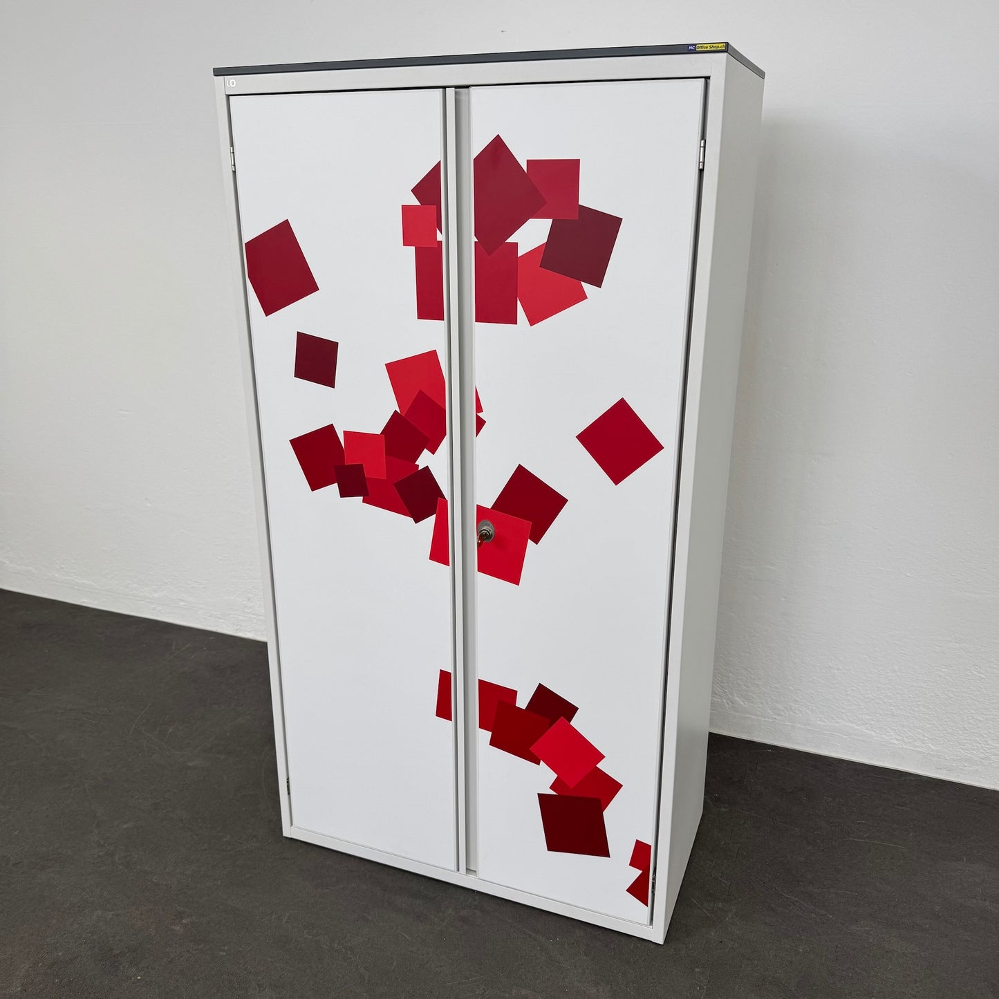 Lista Office Storage Flügeltür-Aktenschrank mit Schlüssel