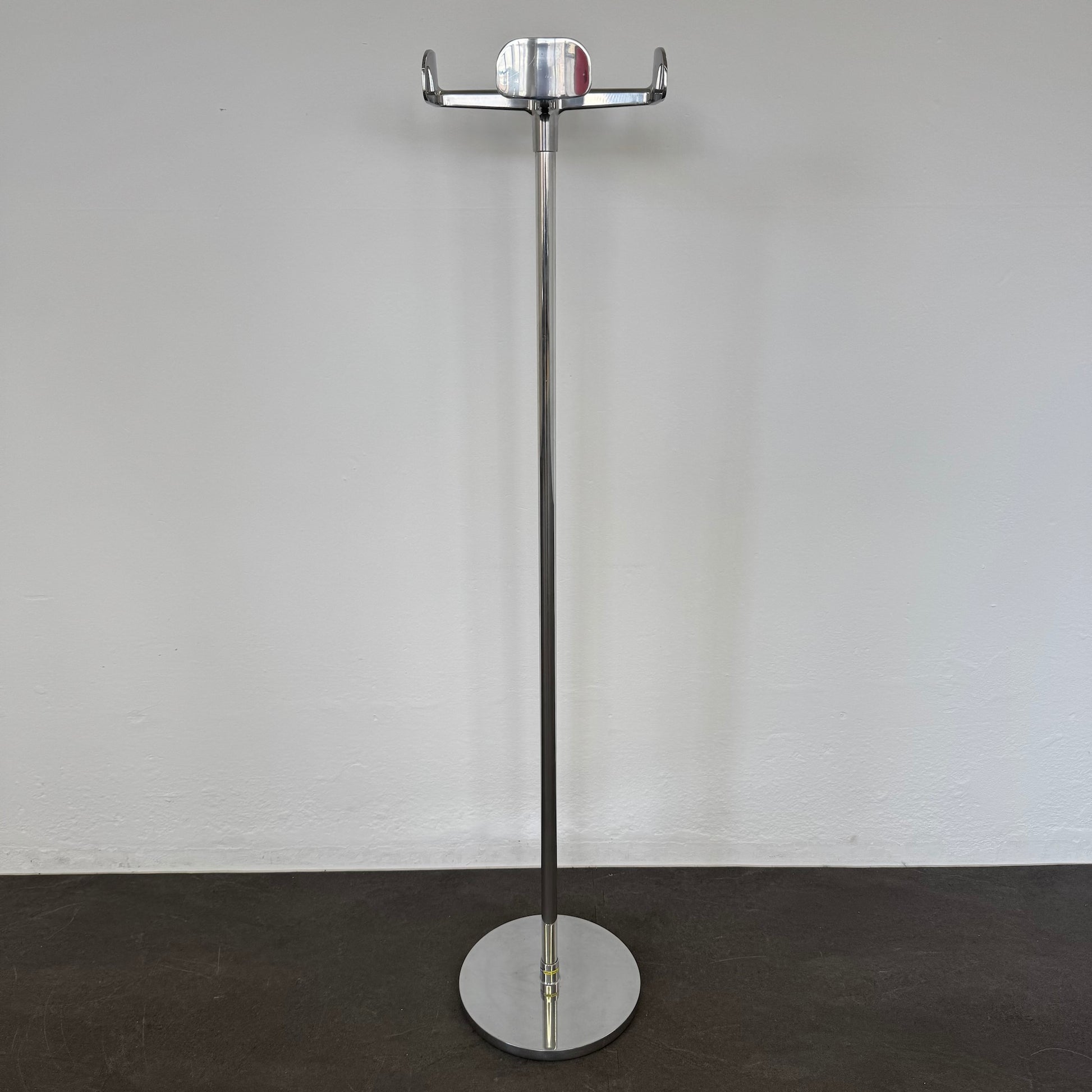 Magis Four Leaves Garderobenständer Aluminium Poliert