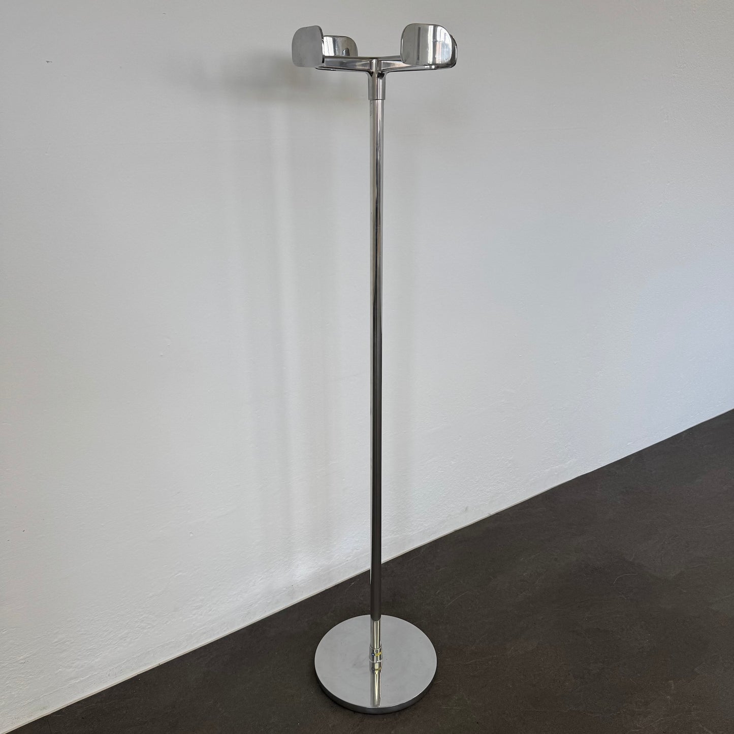 Magis Four Leaves Garderobenständer mit 4 Kleiderhaken