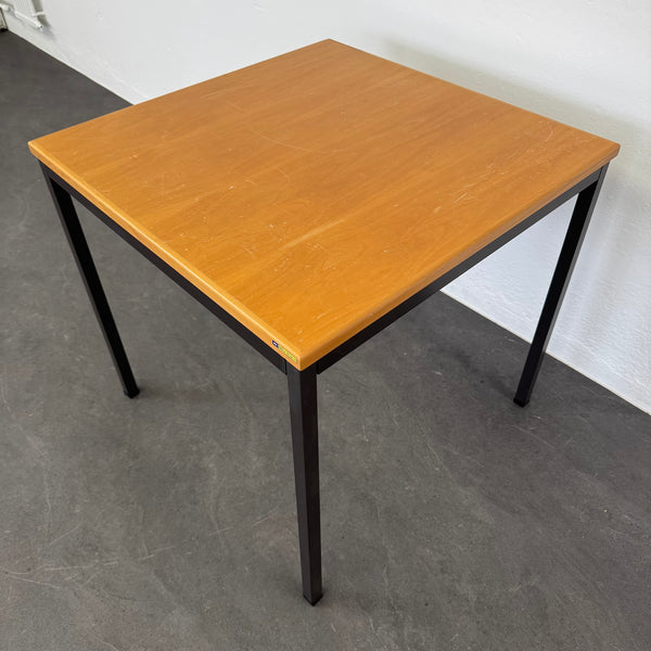 Büro Fürrer Basic Besprechungstisch 800x800 mm - Buche