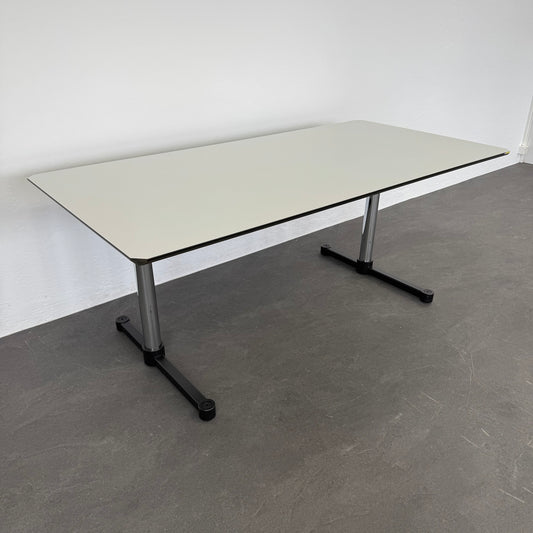 USM-Haller Kitos Tisch