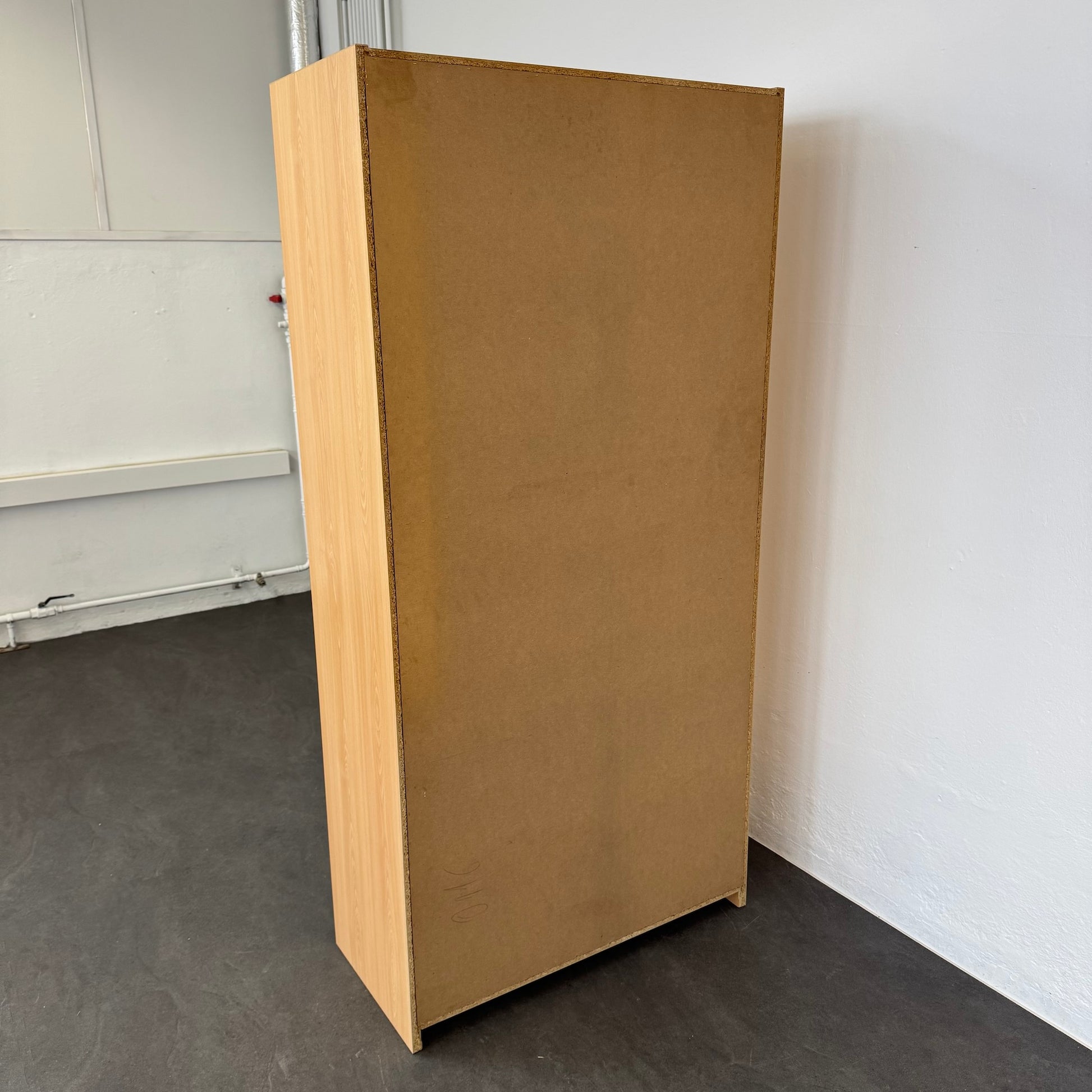 Welle Möbel Basic Lateralschrank Ansicht von hinten