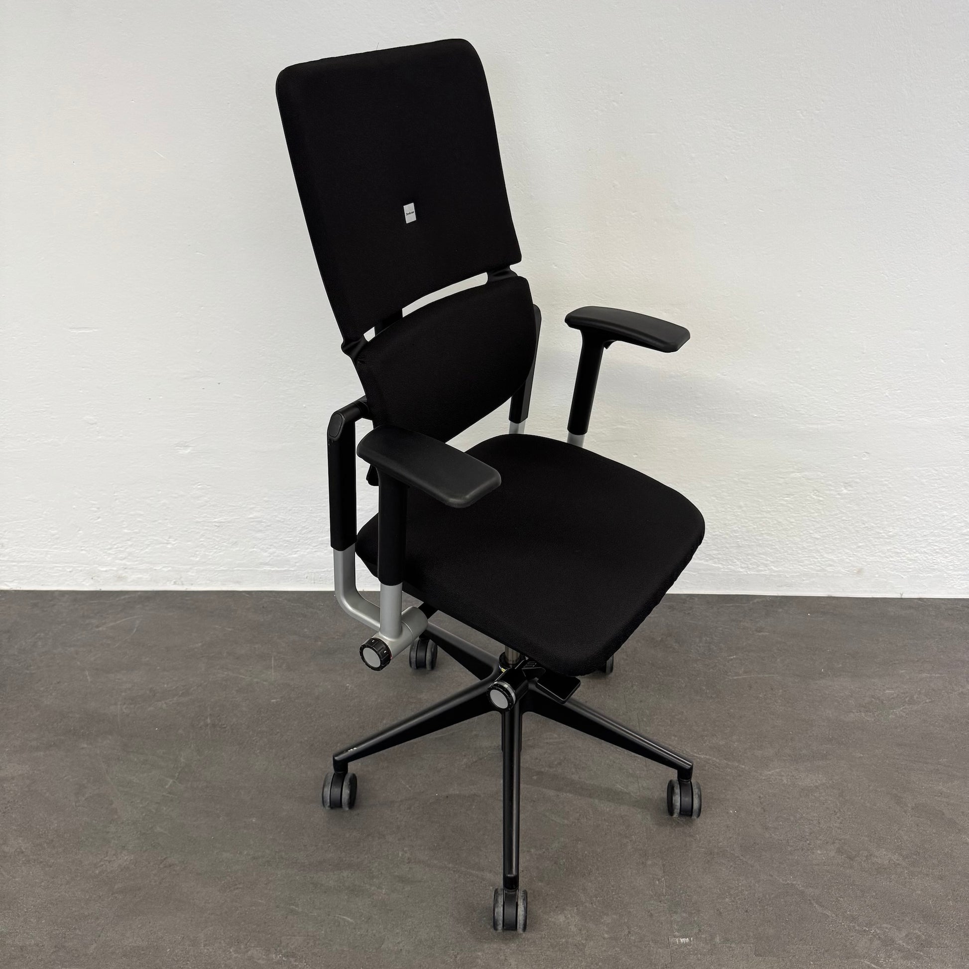 Steelcase Please Bürodrehstuhl mit Armlehnen