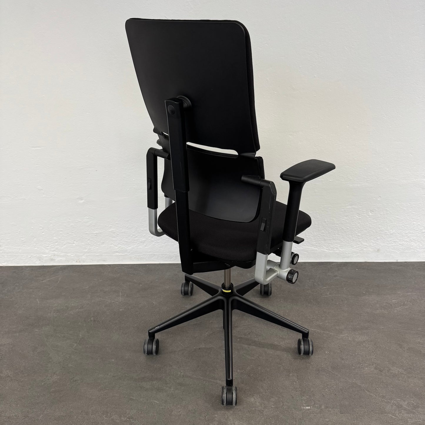 Steelcase Please Bürodrehstuhl mit Rückenlehne