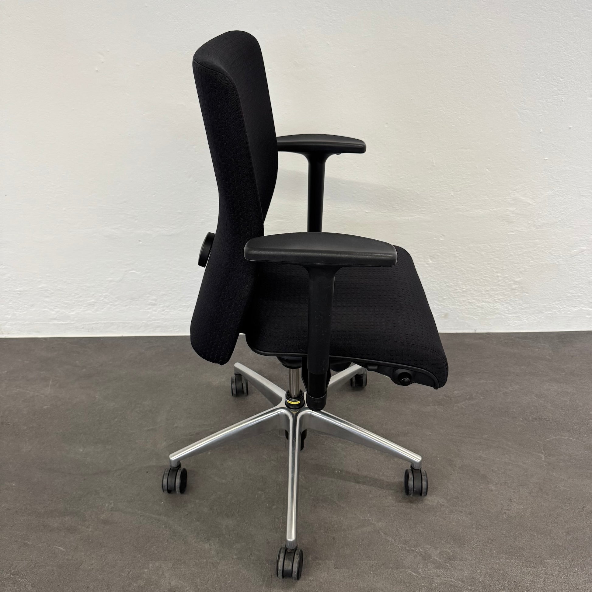 Girsberger Pronto Bürodrehstuhl mit Fusskreuz Metall Chrom