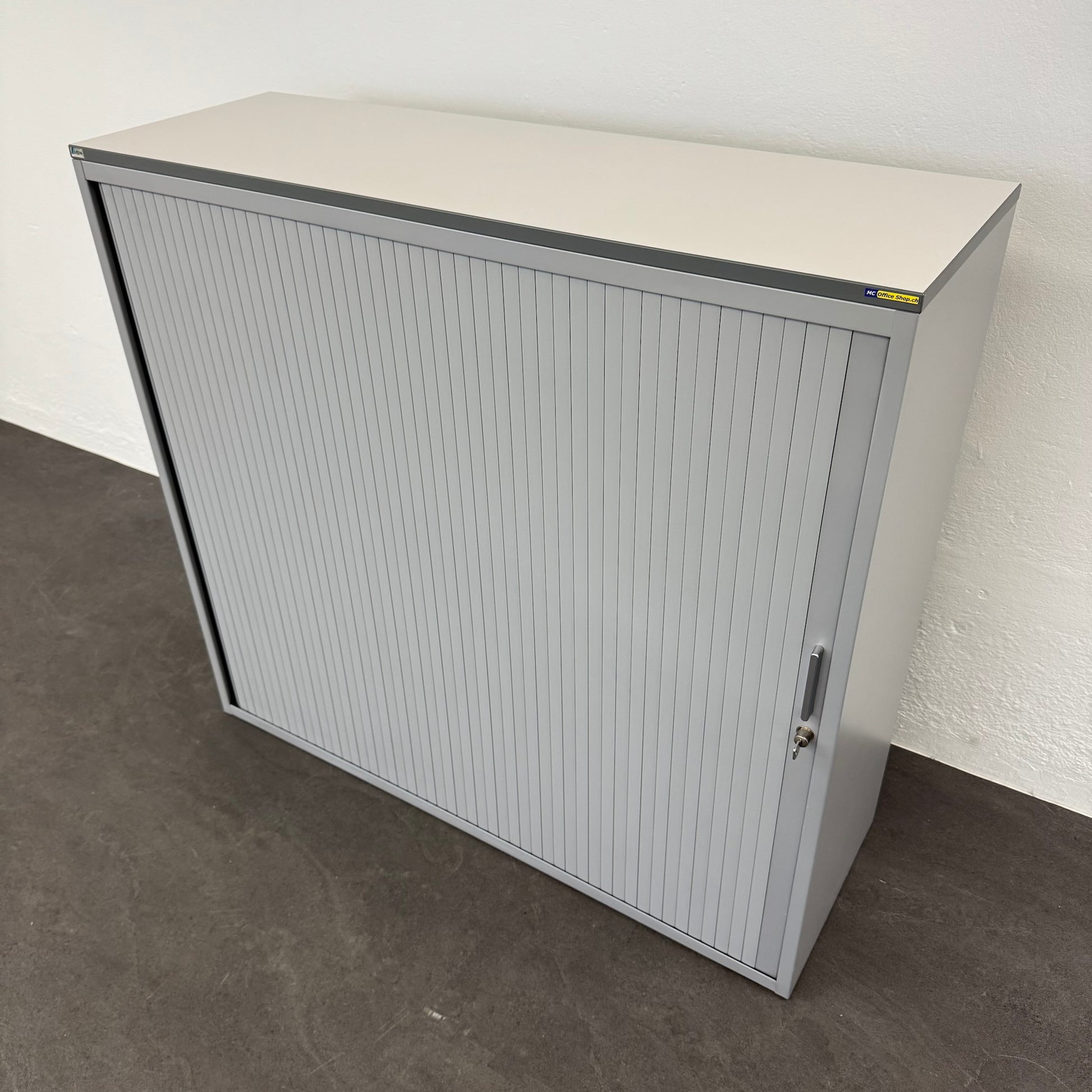 Lista Office Storage LO Lateralschrank mit Schlüssel