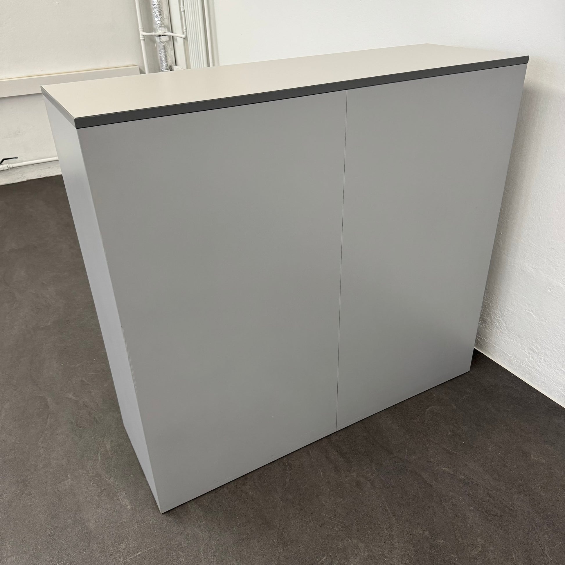 Lista Office LO Storage Lateralschrank Ansicht von hinten