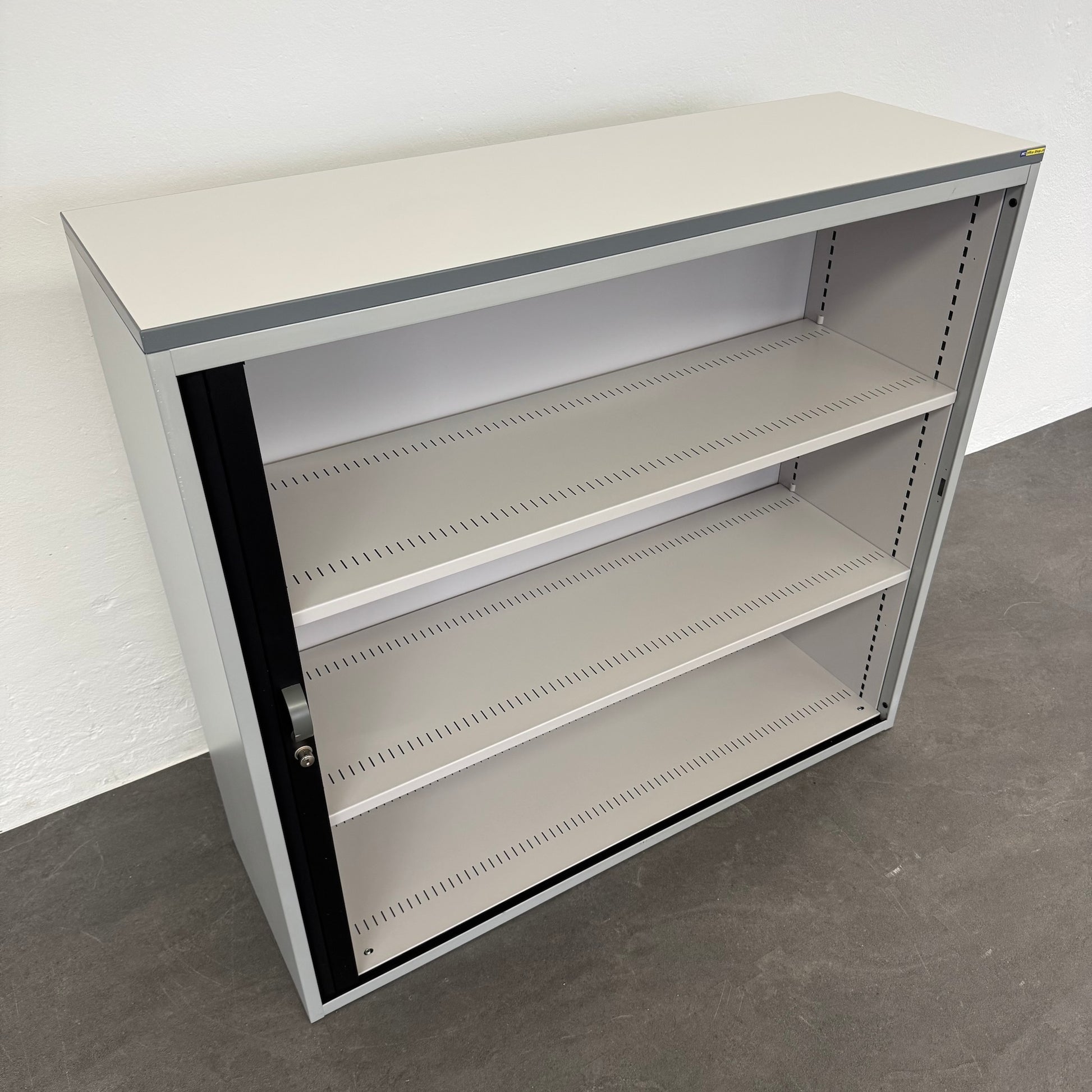 Lista Office LO Storage Lateralschrank mit 2 Fachböden