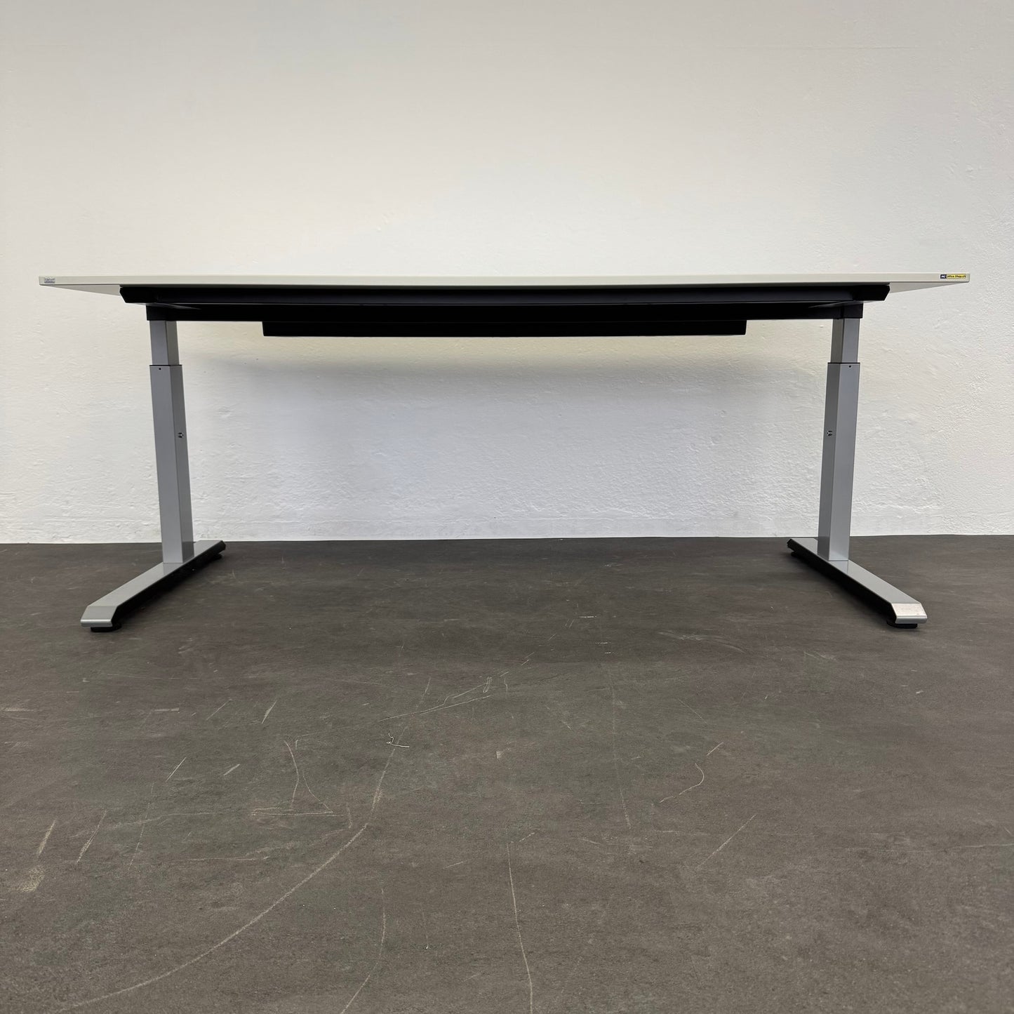 Sedus temtation c Schreibtisch Ansicht von unten