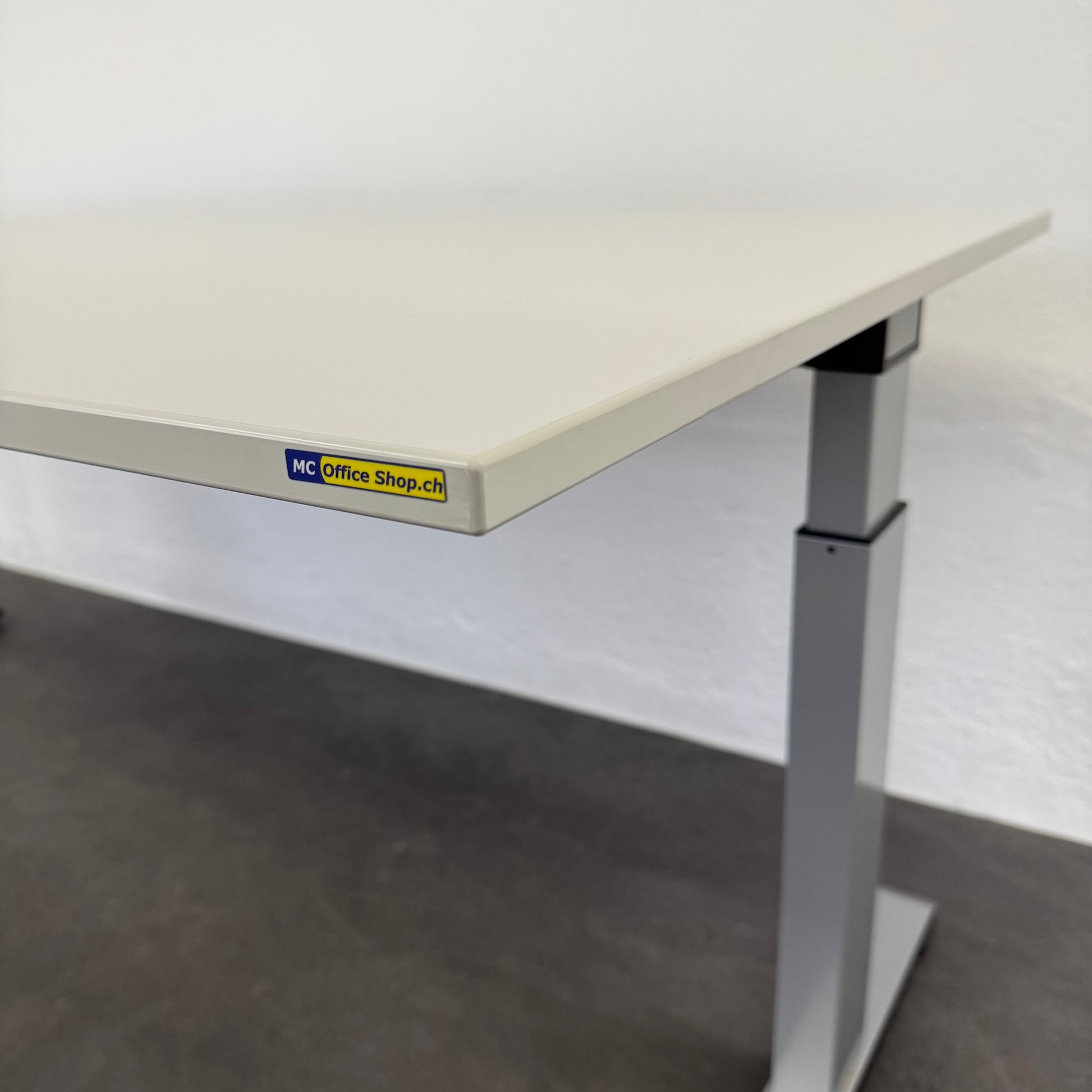 Sedus temtation c Schreibtisch Detailfoto Tischplatte