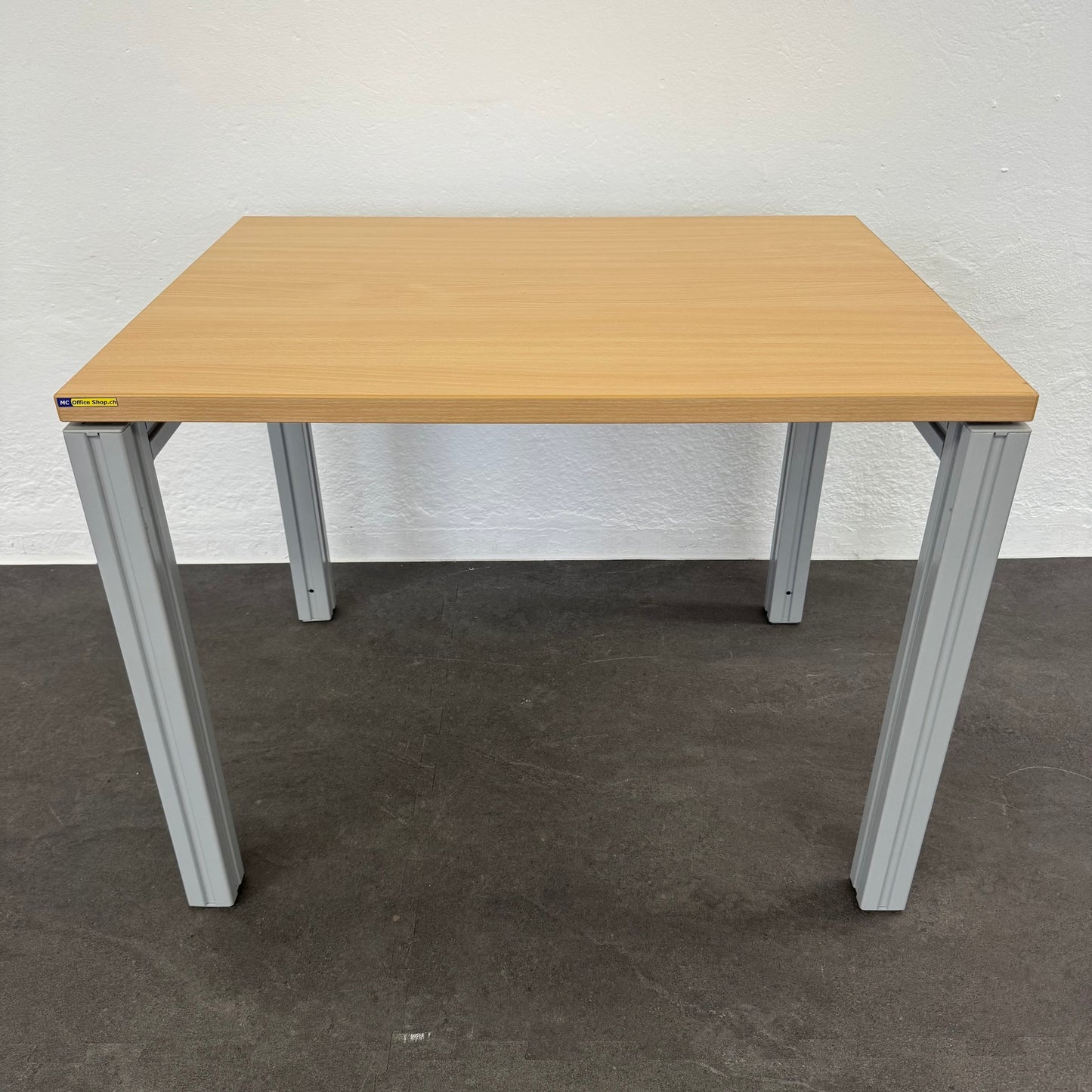 Haworth Tutti Light Lounge-Tisch mit Tischplatte in Buchendekor