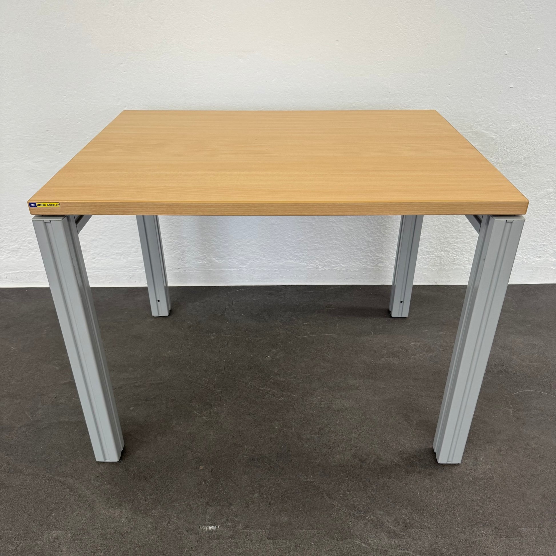 Haworth Tutti Light Lounge-Tisch mit Tischplatte in Buchendekor