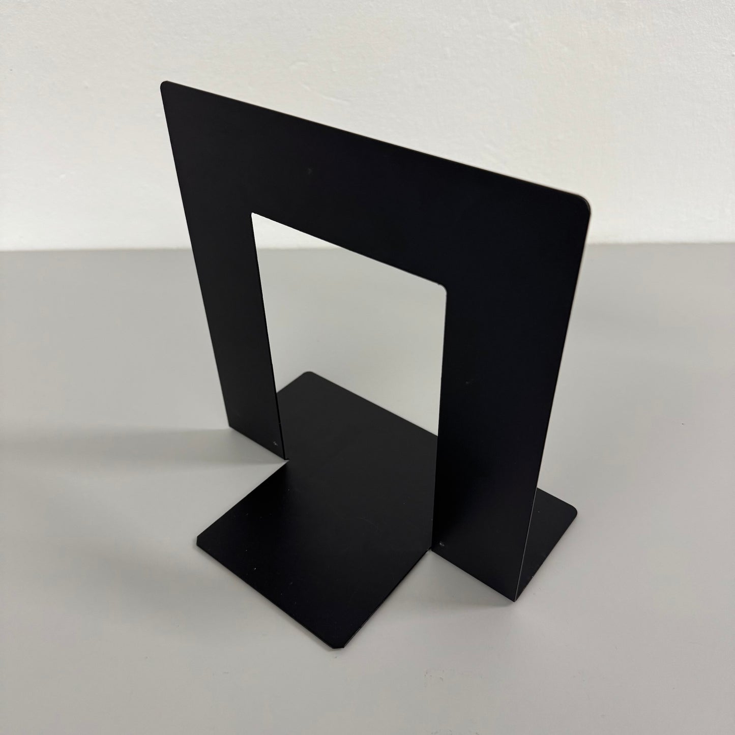 Ergodata Ordner Ständer von der Seite