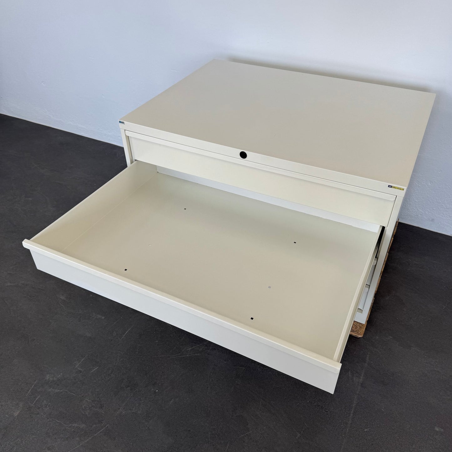 Lista Classic Schubladenschrank 2. Schublade offen