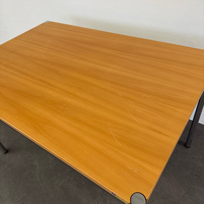 Ergodata Multi Desk Rondo Sitzungstisch Gestell Metall Chrom glanz