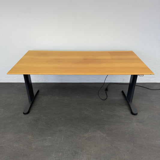 Ergodata System Desk Sitz-Steh Schreibtisch ganz unten