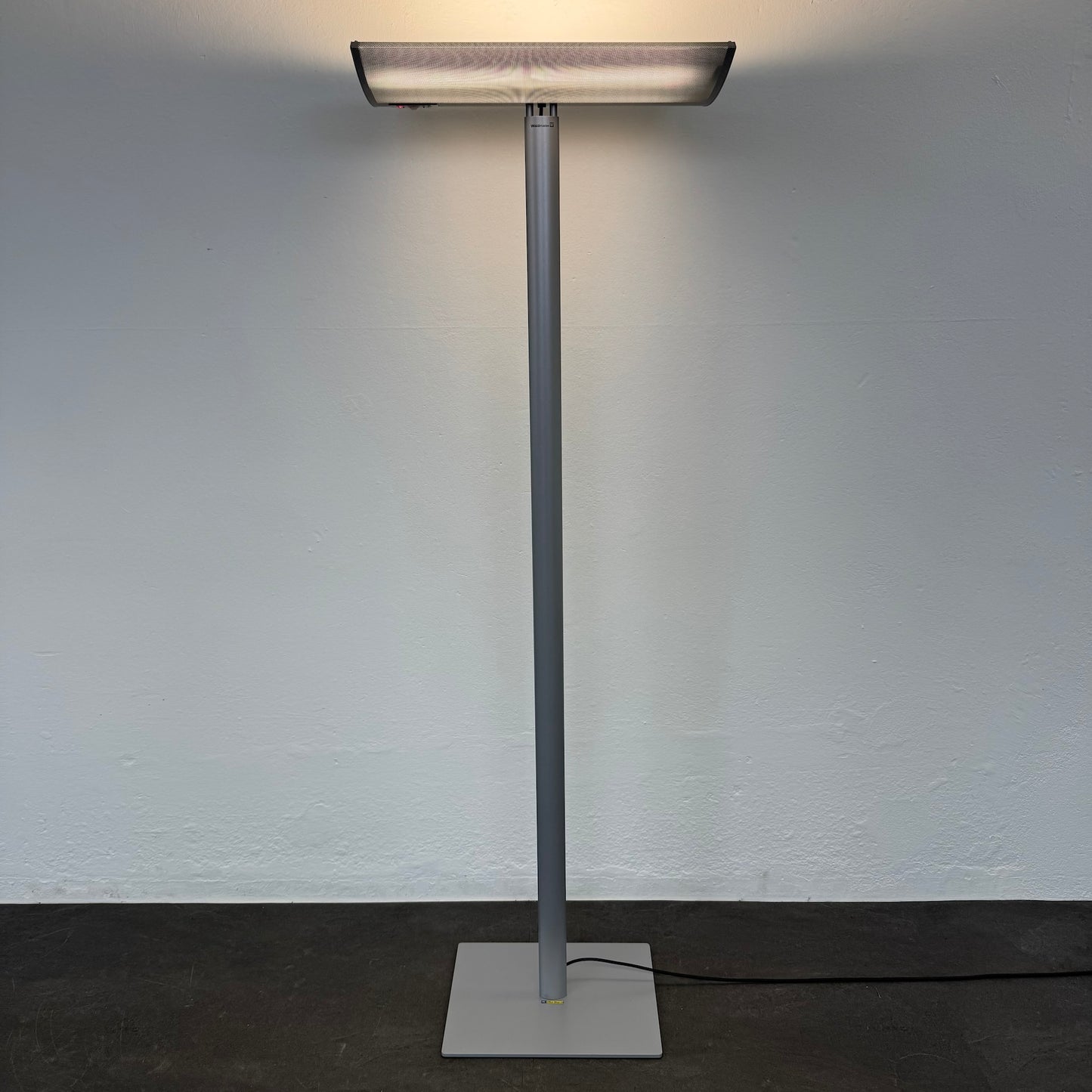 Waldmann Legato P Indirekt-/Direktleuchte in Silbergrau