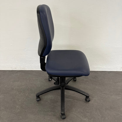 Dauphin Classic Arbeitsdrehstuhl mit Fusskreuz Schwarz - 6038685