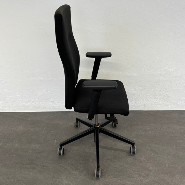 Züco Cubo Bürodrehstuhl schwarz mit Armlehnen - mit neuer Gasfeder
