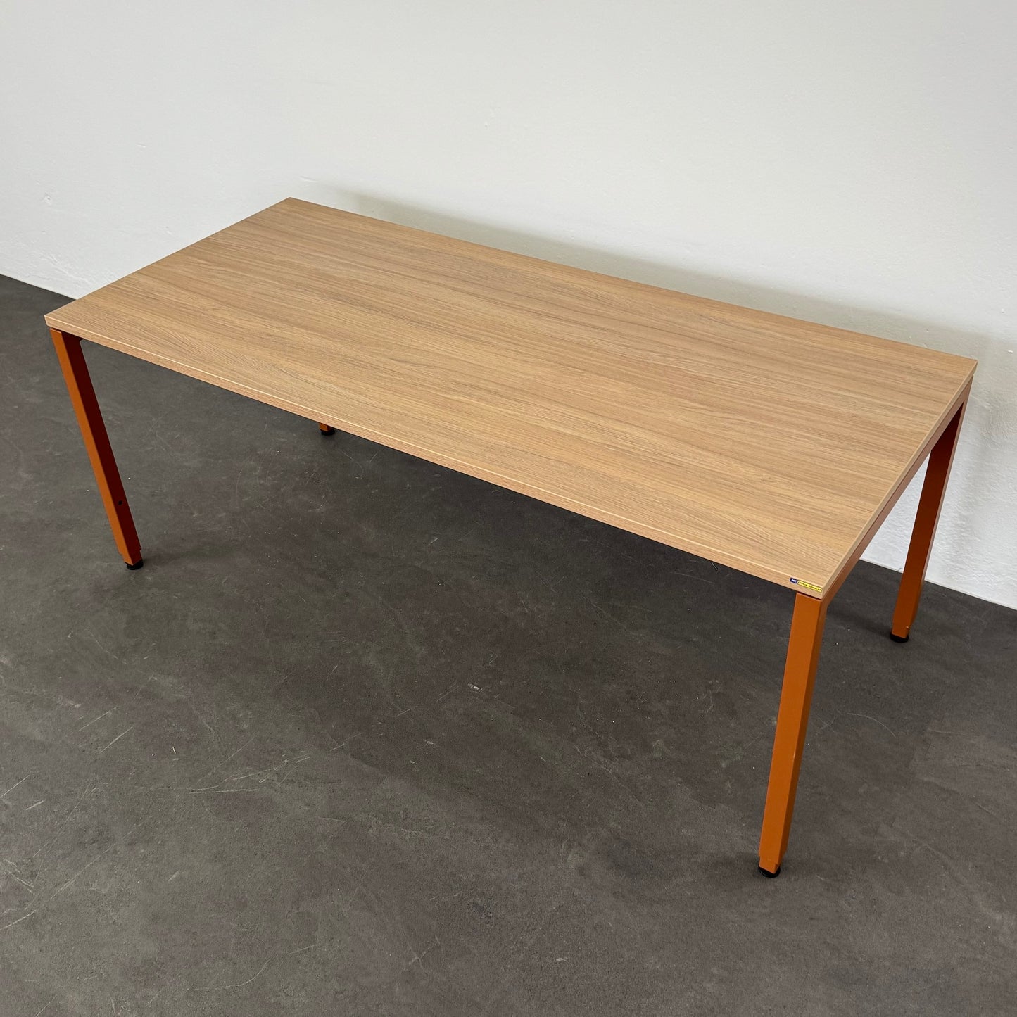 Lista Office Motion Schreibtisch mechanisch höhenverstellbar von 720-820mm