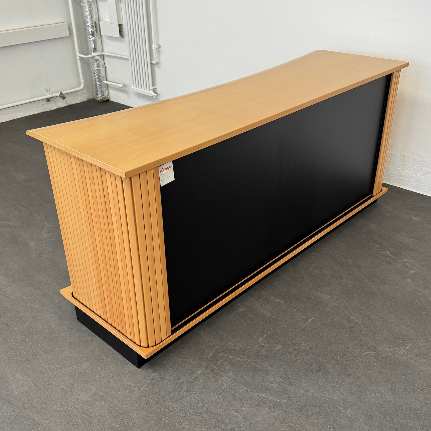 Sitag Ascent Lateralschrank seitliche Ansicht