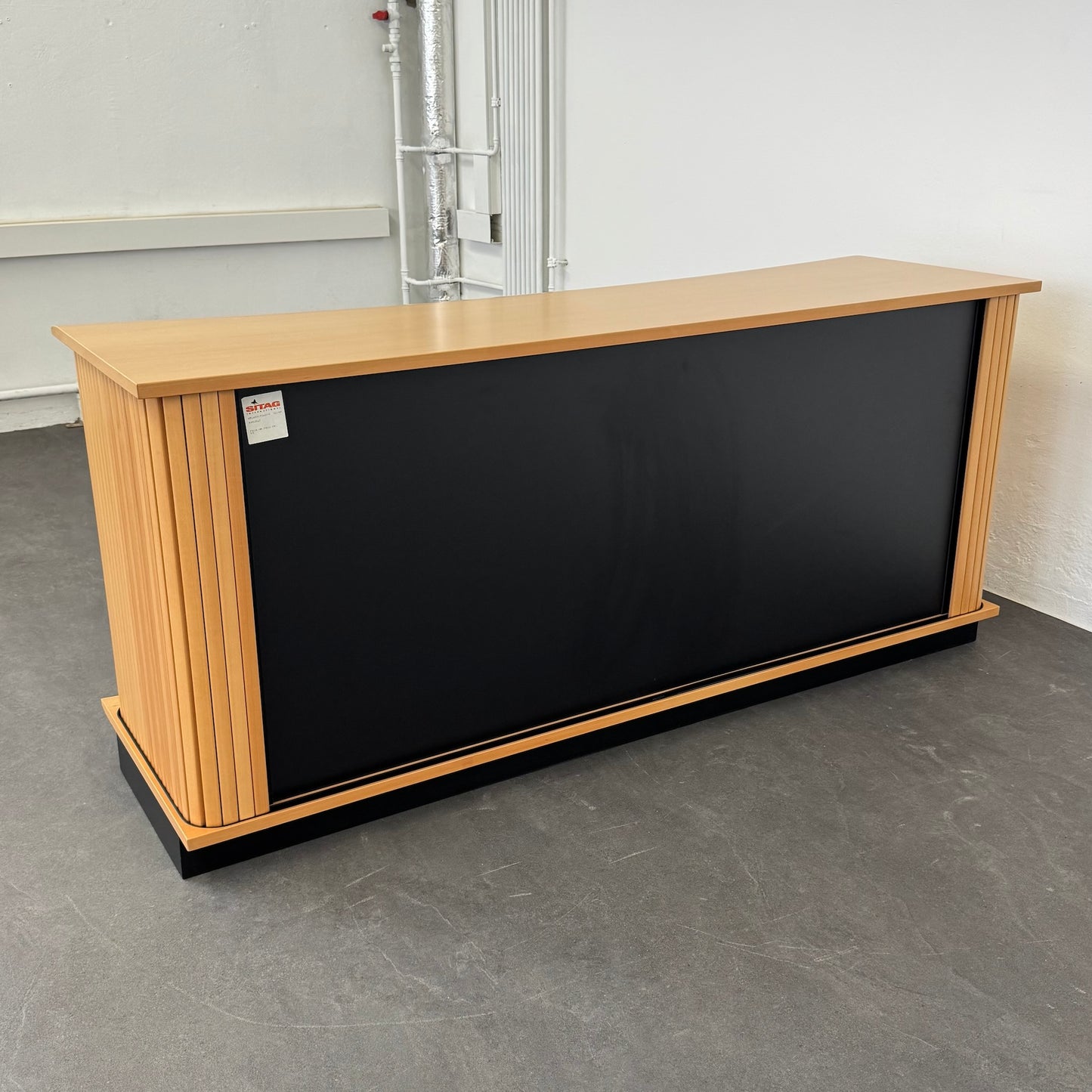 Sitag Ascent Lateralschrank Ansciht von hinten