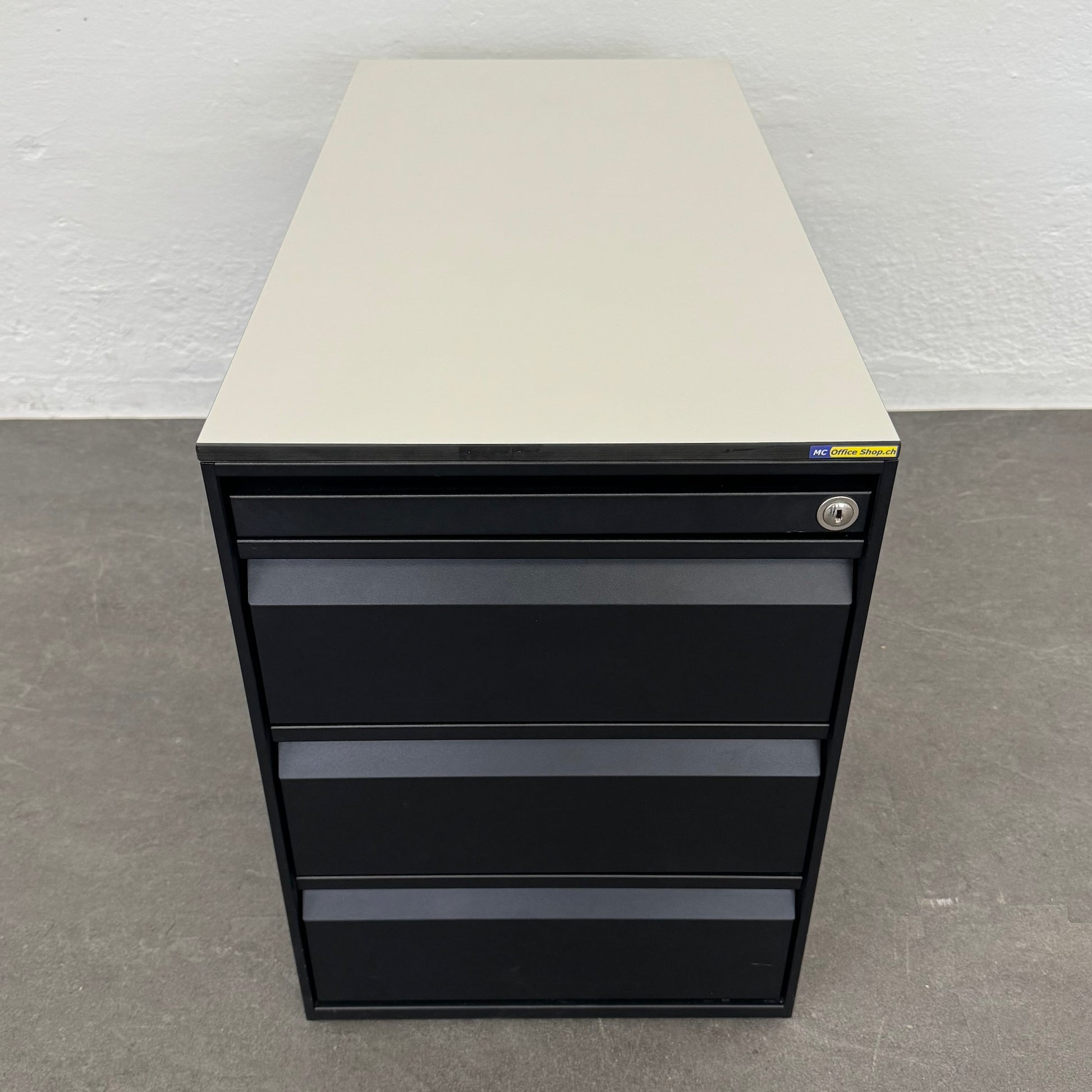 Lista Office LO Serie L Unterstell-Korpus in schwarz mit Weissem Deckblatt