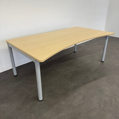 Steelcase Frisco Schreibtisch Cosinus 1800x1000mm