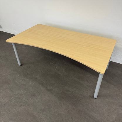 Steelcase Frisco Schreibtisch Cosinus Gestell Silbergrau