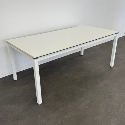 Office Line Basic Schreibtisch 1800x900mm