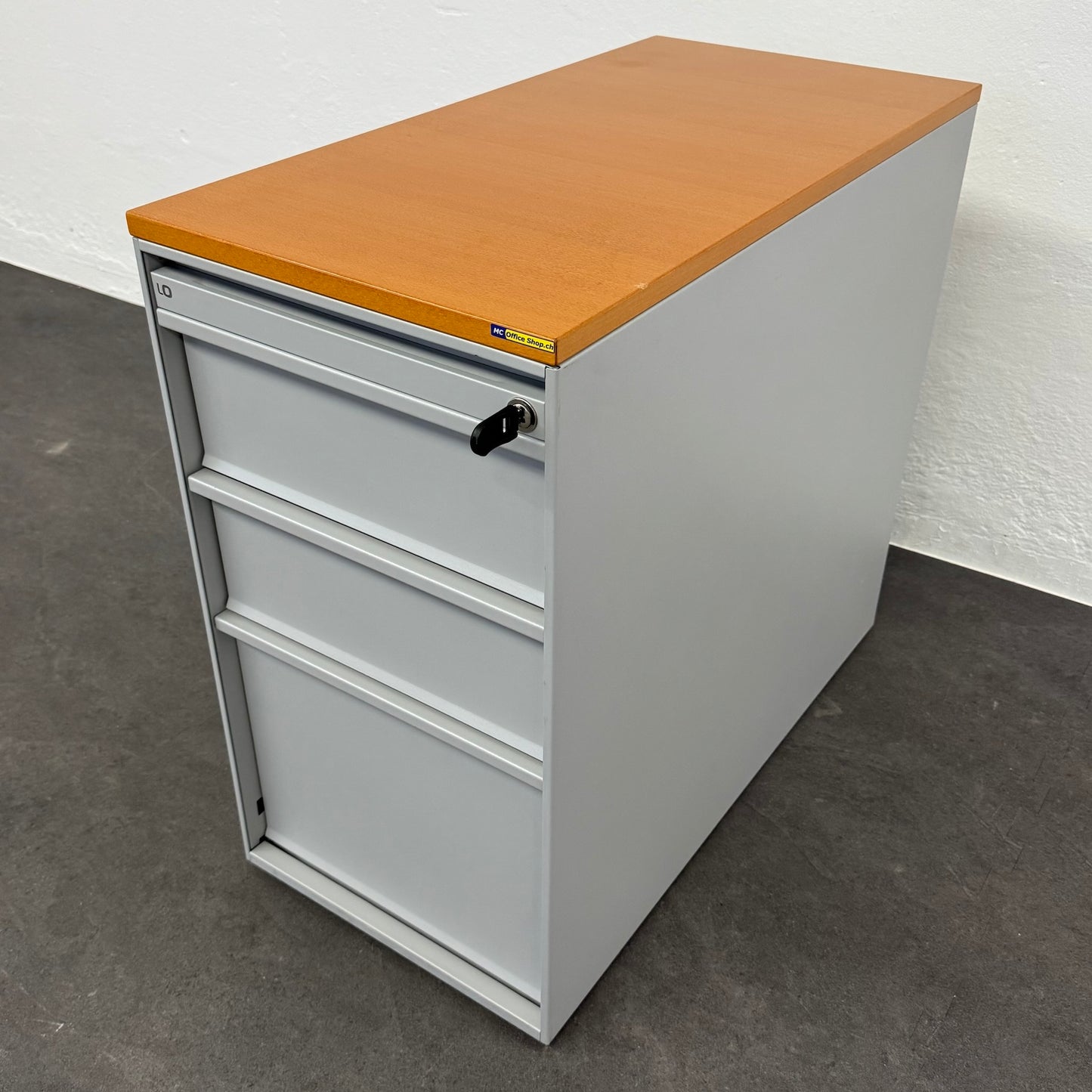 Lista Office LO Serie L Beistell-Korpus mit Schlüssel