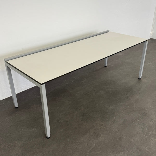 Lista Office Motion Schreibtisch HPL Kieselgrau/Silbergrau - 2000x800 mm