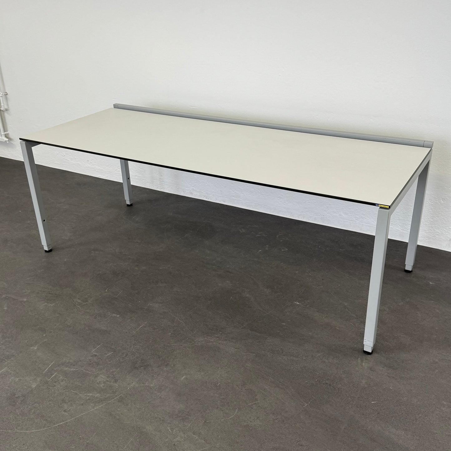 Lista Office LO Motion Schreibtisch mechanisch höhenverstellbar von 720-820mm - 6038756