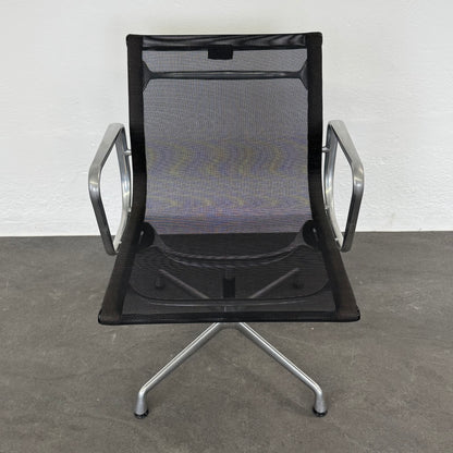 Vitra Eames Alu Chair EA107 Netzbezug Schwarz - 6038762