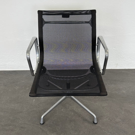 Vitra Eames Alu Chair EA107 Netzbezug Schwarz - 6038762