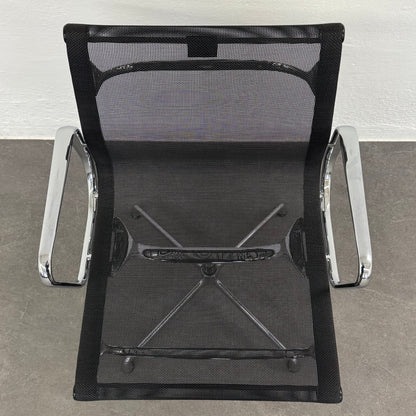 Vitra Eames Alu Chair EA108 Netz Ansicht von oben - 6038768