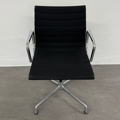 Vitra Eames Alu Chair EA104 Hopsakbezug Schwarz - 6038769