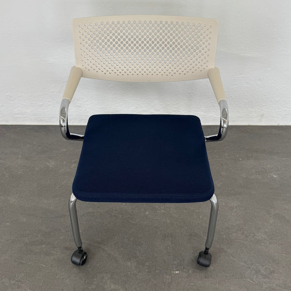 Vitra Visaroll 2 Stuhl Dunkelblau