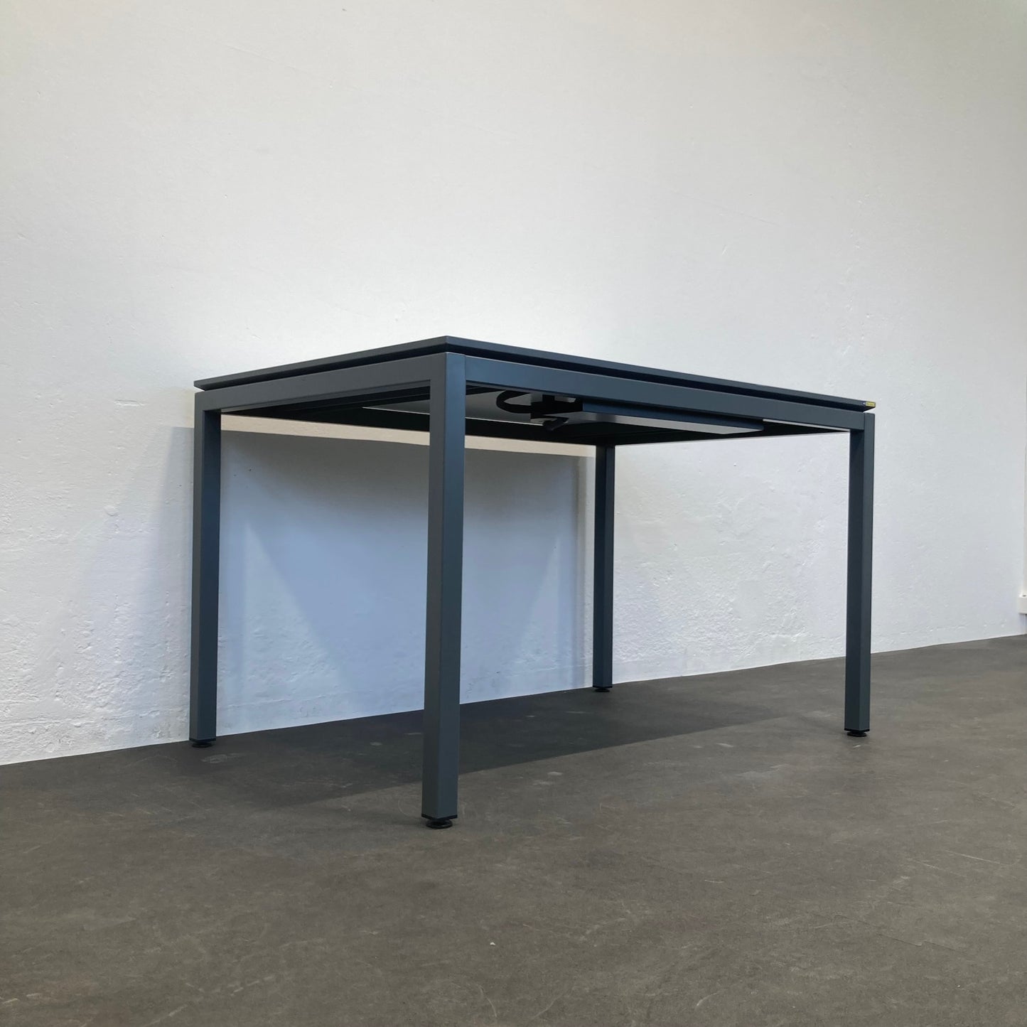 Lista Office LO Motion Sitzungstisch seitliche Ansicht - 6038775